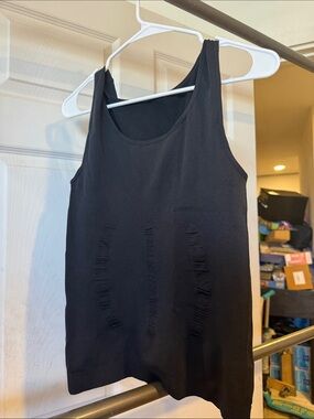 Amazon Black Men's Sleeveless Tank Top